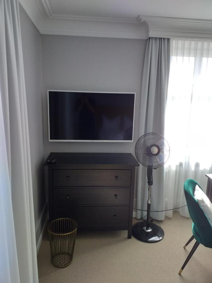 Hotel Landgasthof Adler バート・クロツィンゲン エクステリア 写真